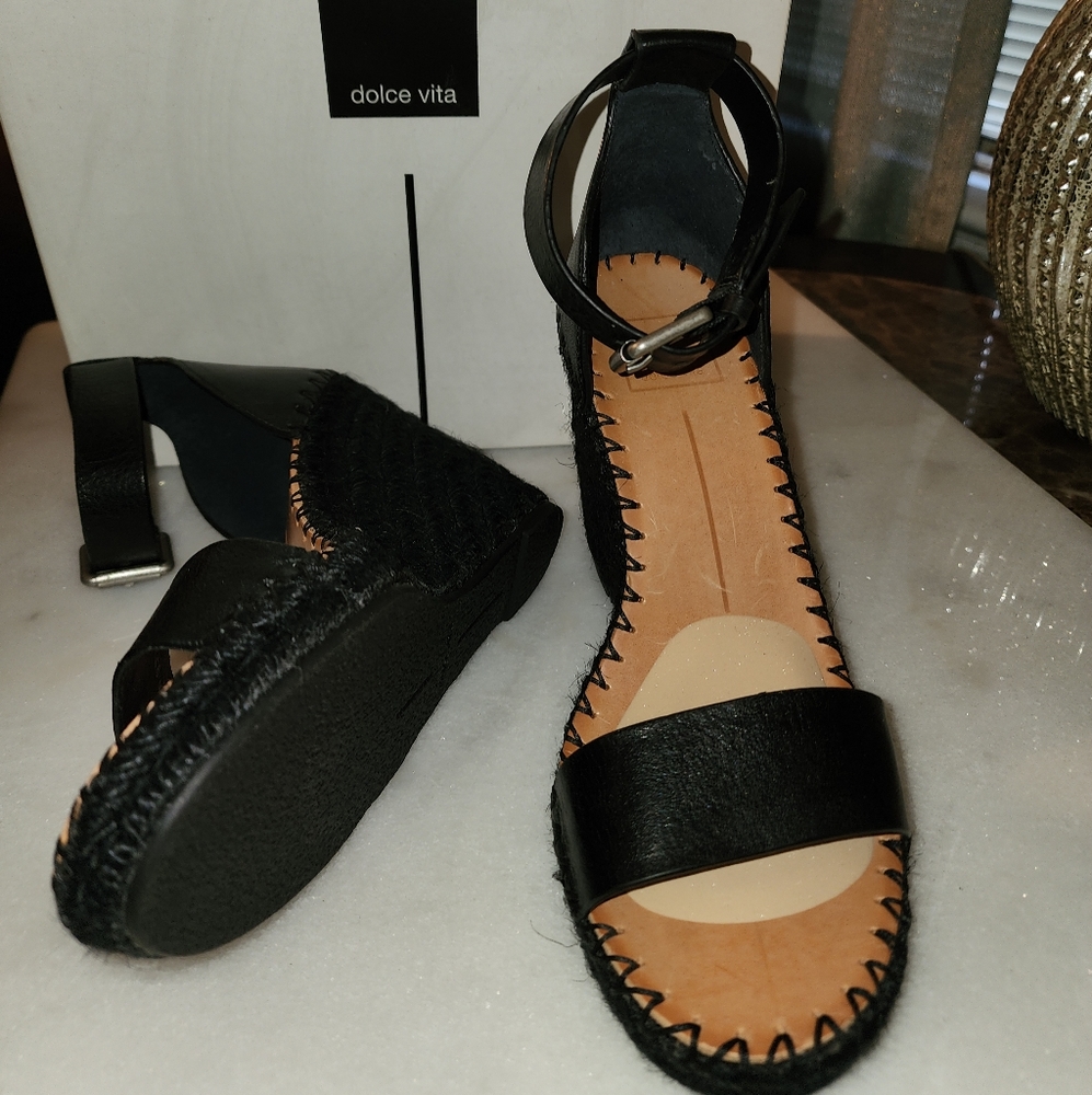 Dolce Vita Sandals
